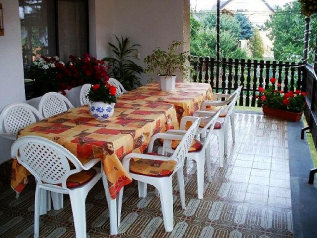 Margo Apartman Fonyod Ruang foto